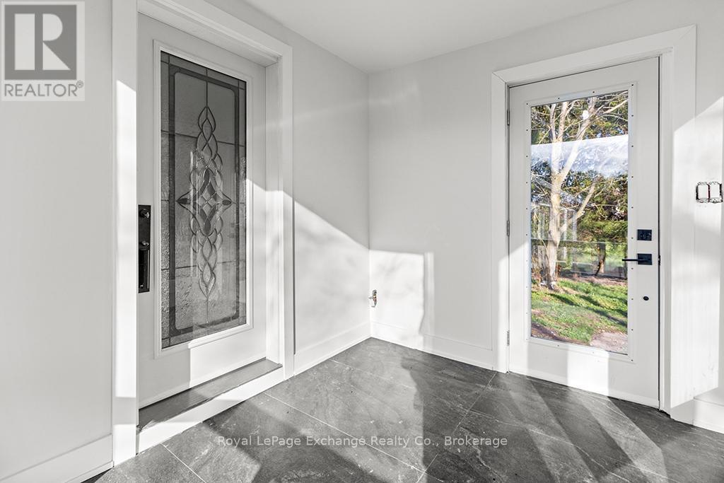 1900 BRUCE ROAD 15 - 5