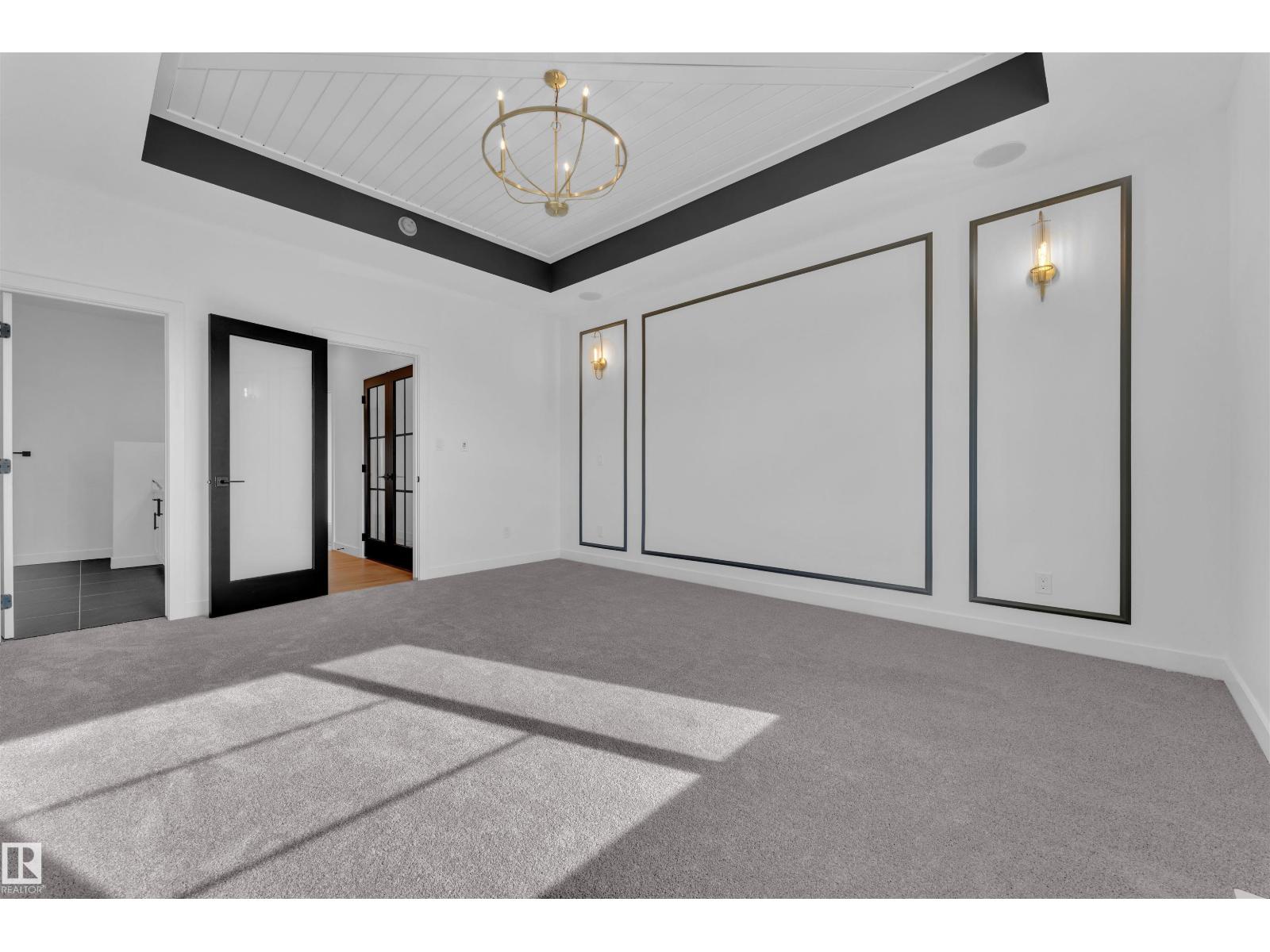 30 TILIA PL - 32