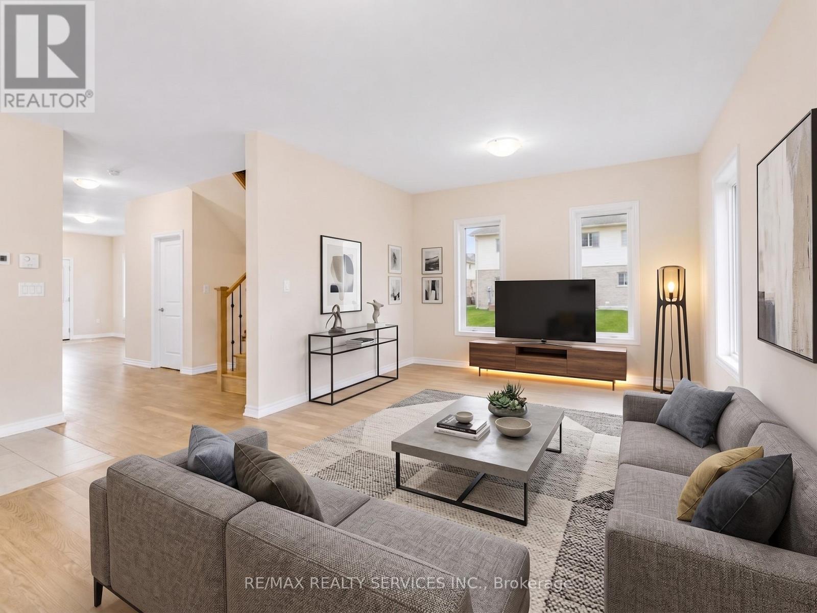 162 MCCABE AVENUE - 15