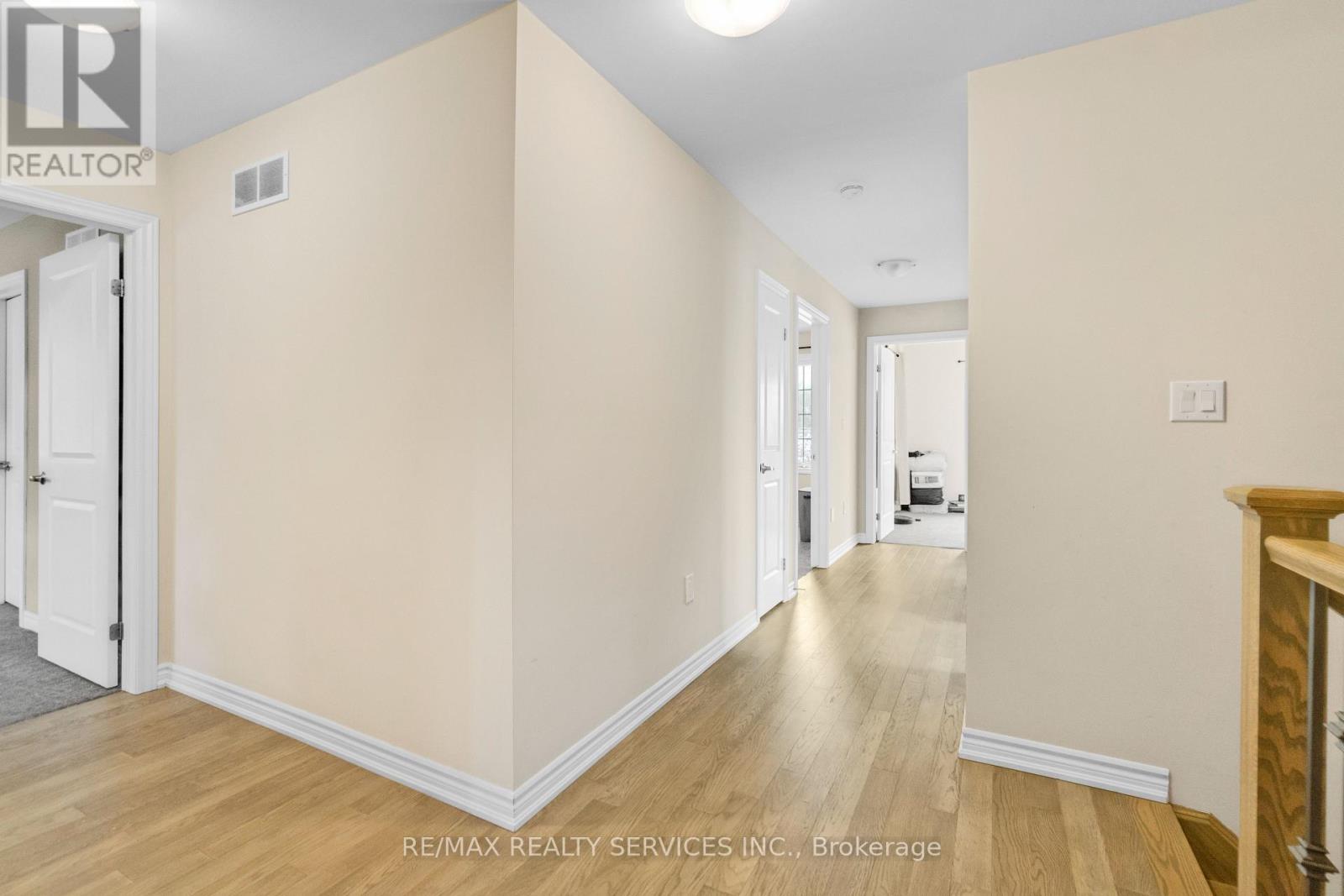 162 MCCABE AVENUE - 26