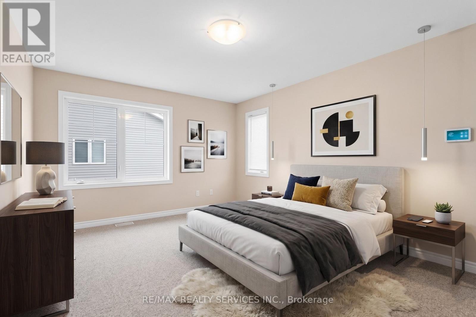 162 MCCABE AVENUE - 33