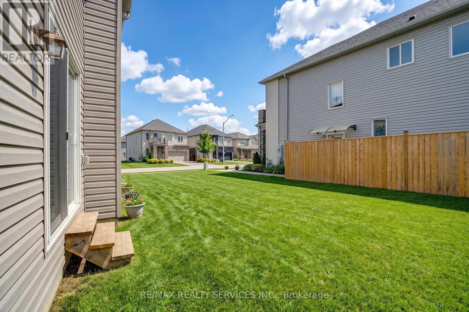 162 MCCABE AVENUE - 49