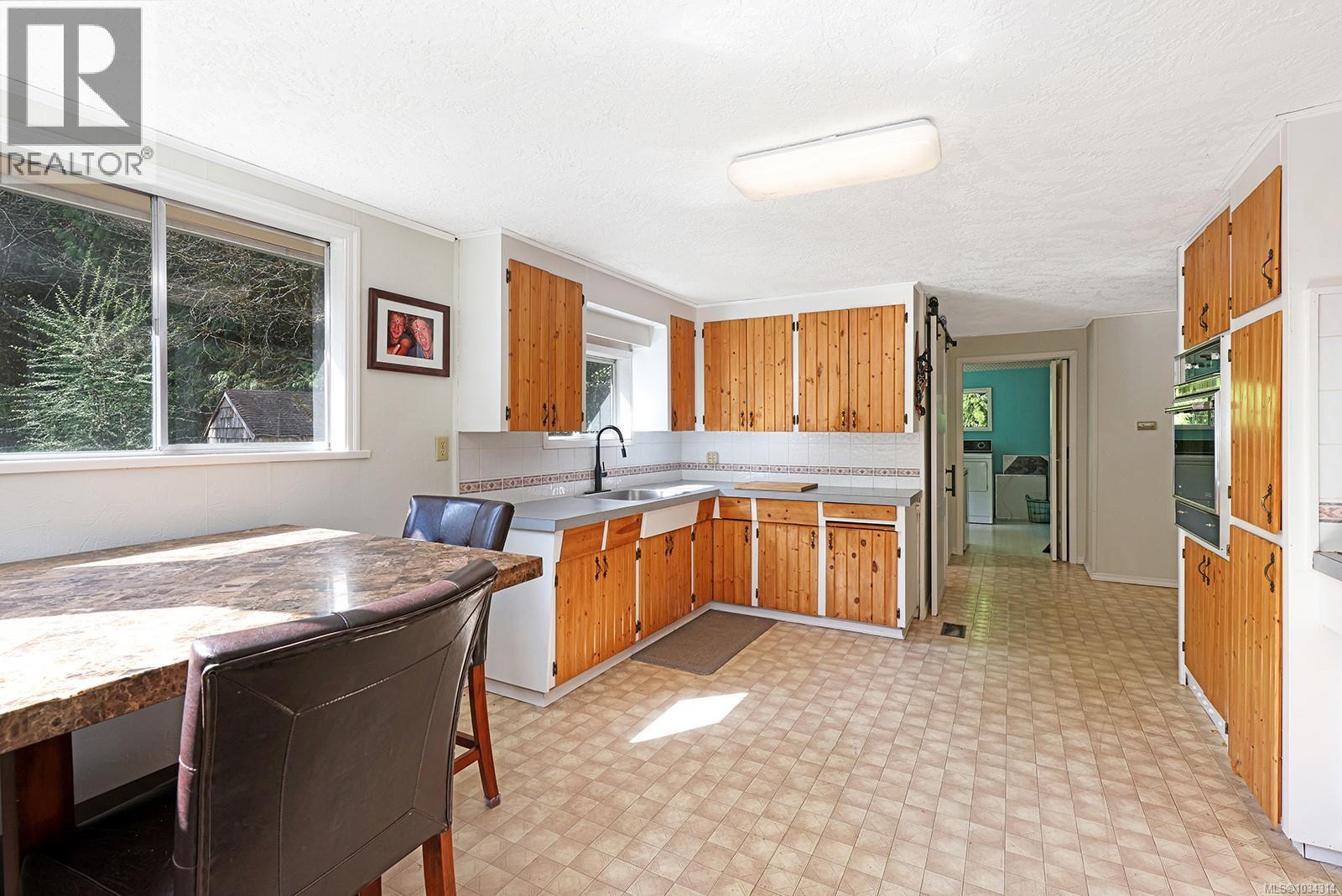10 Horbury Rd - 12