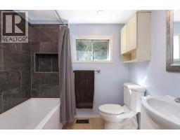 10 Horbury Rd, Cumberland, BC V0R1S0 Photo 16
