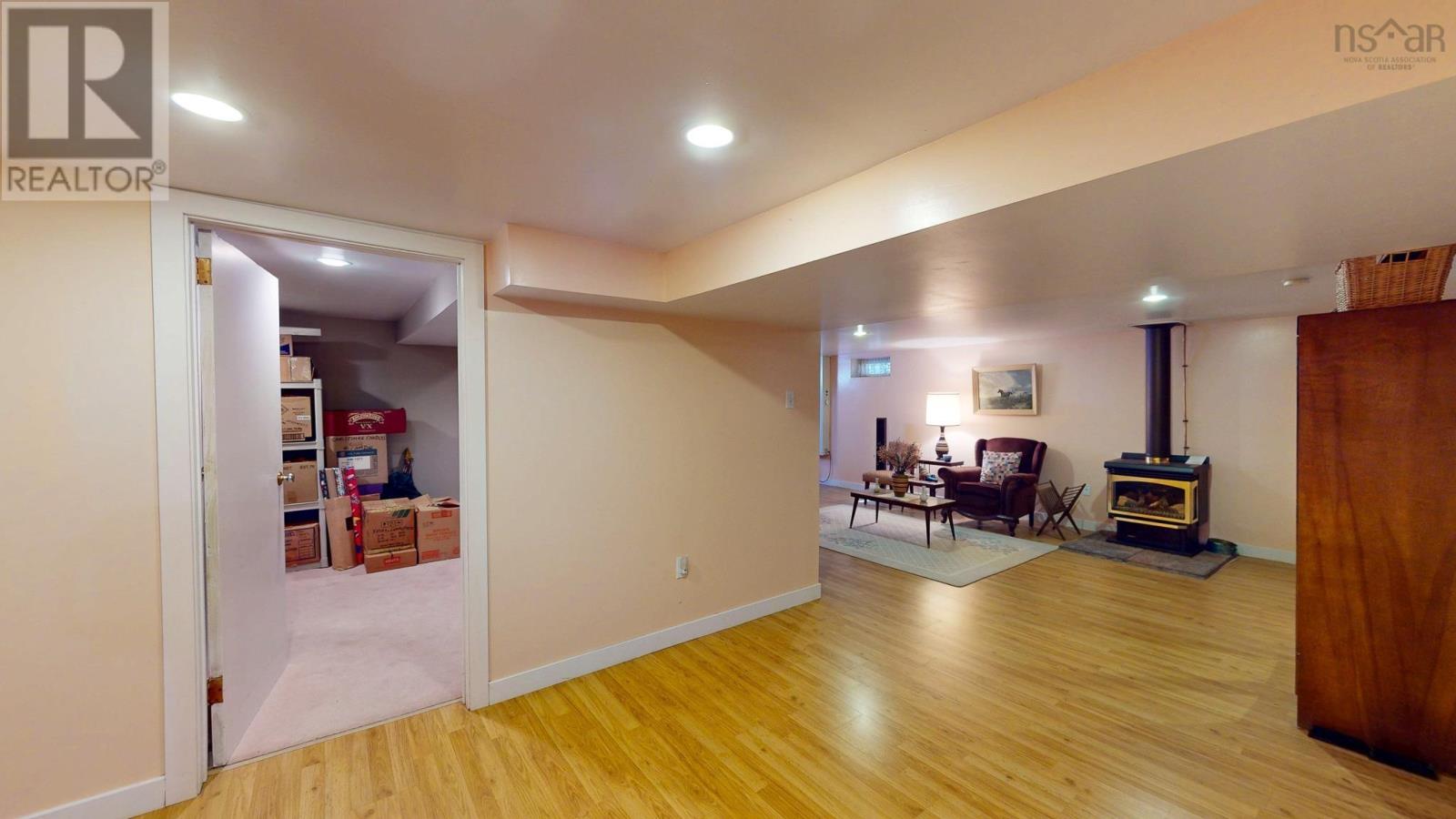 Property 26 of 32 of 17 Comeau Avenue