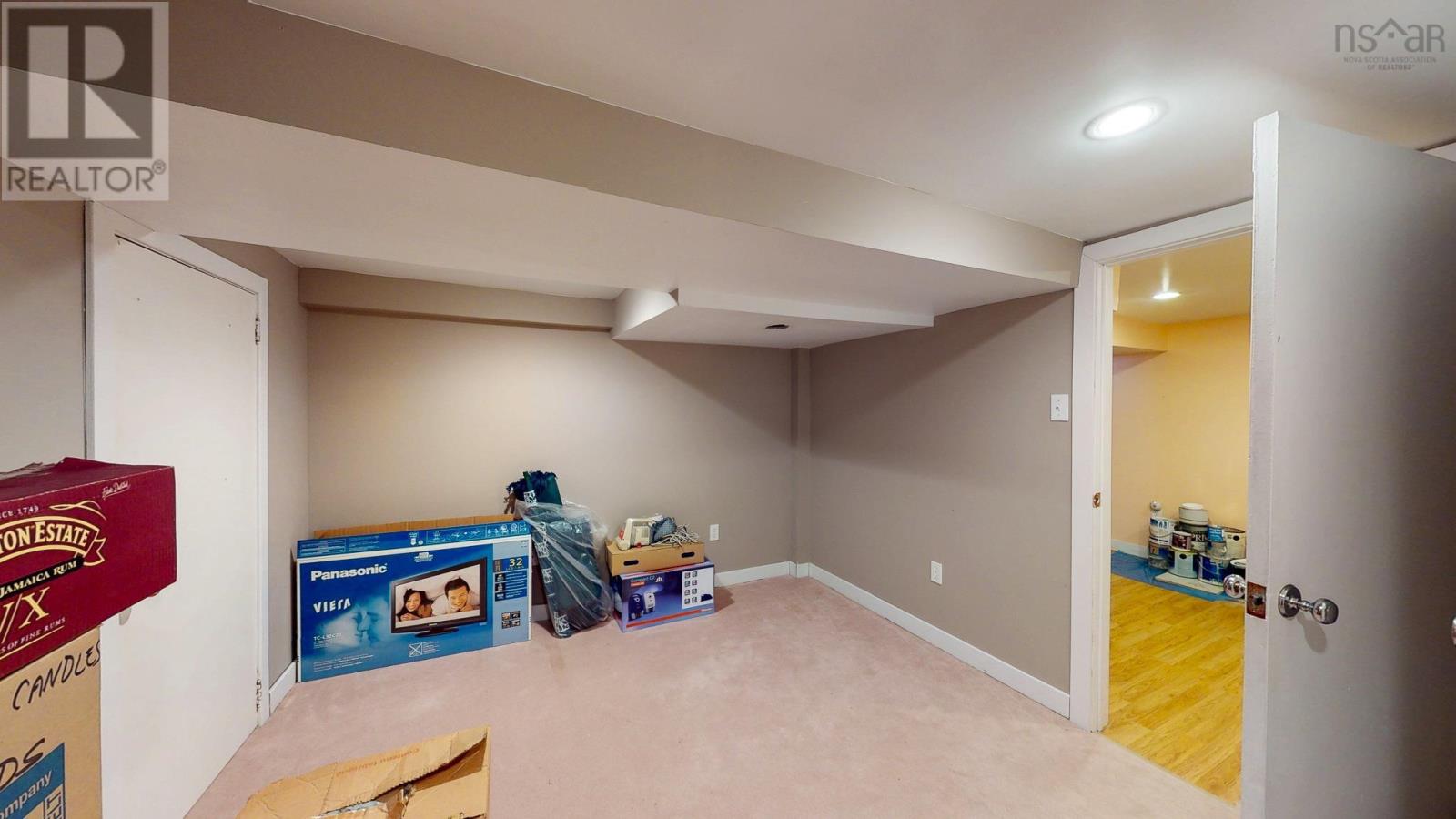 Property 28 of 32 of 17 Comeau Avenue