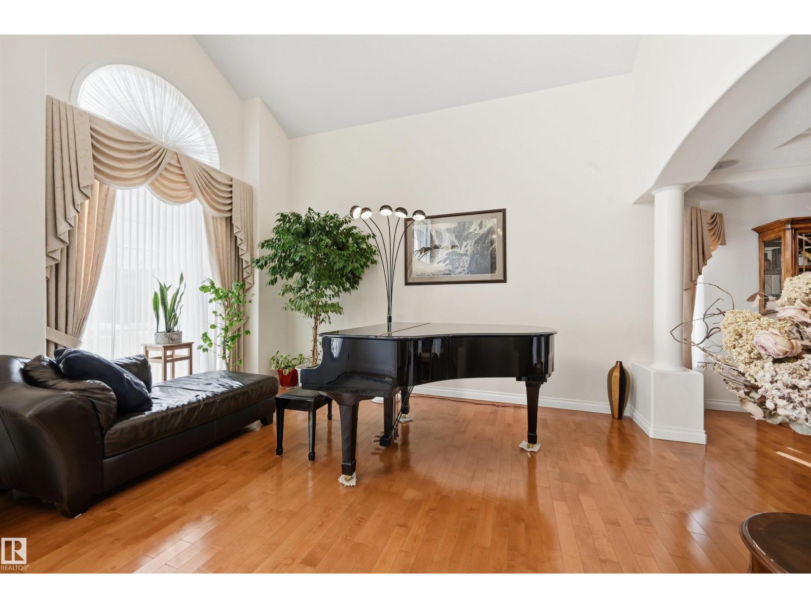 1198 HOLLANDS WY NW - 6