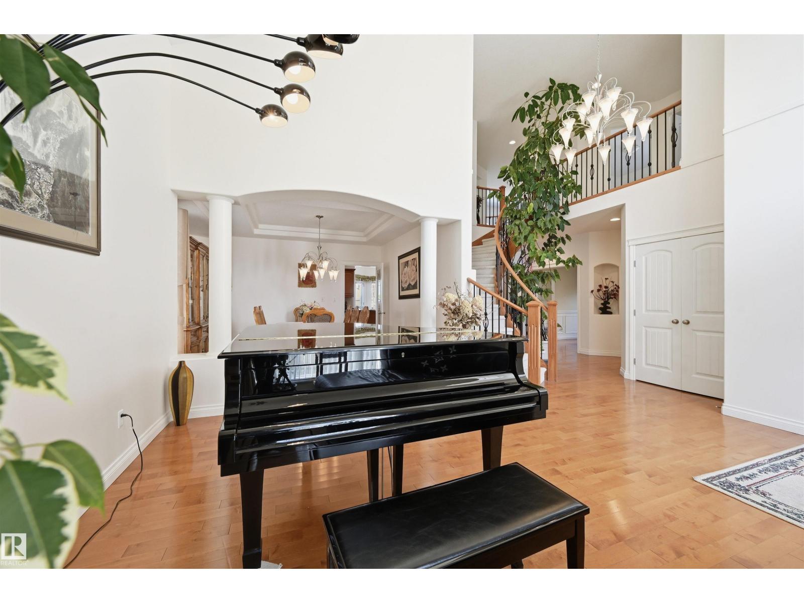 1198 HOLLANDS WY NW - 8