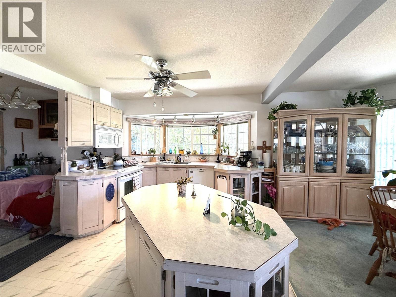 3461 Bodard Road - 11