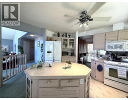 Kitchen - 3461 Bodard Road, Nelson, BC V1L6T3 Photo 14