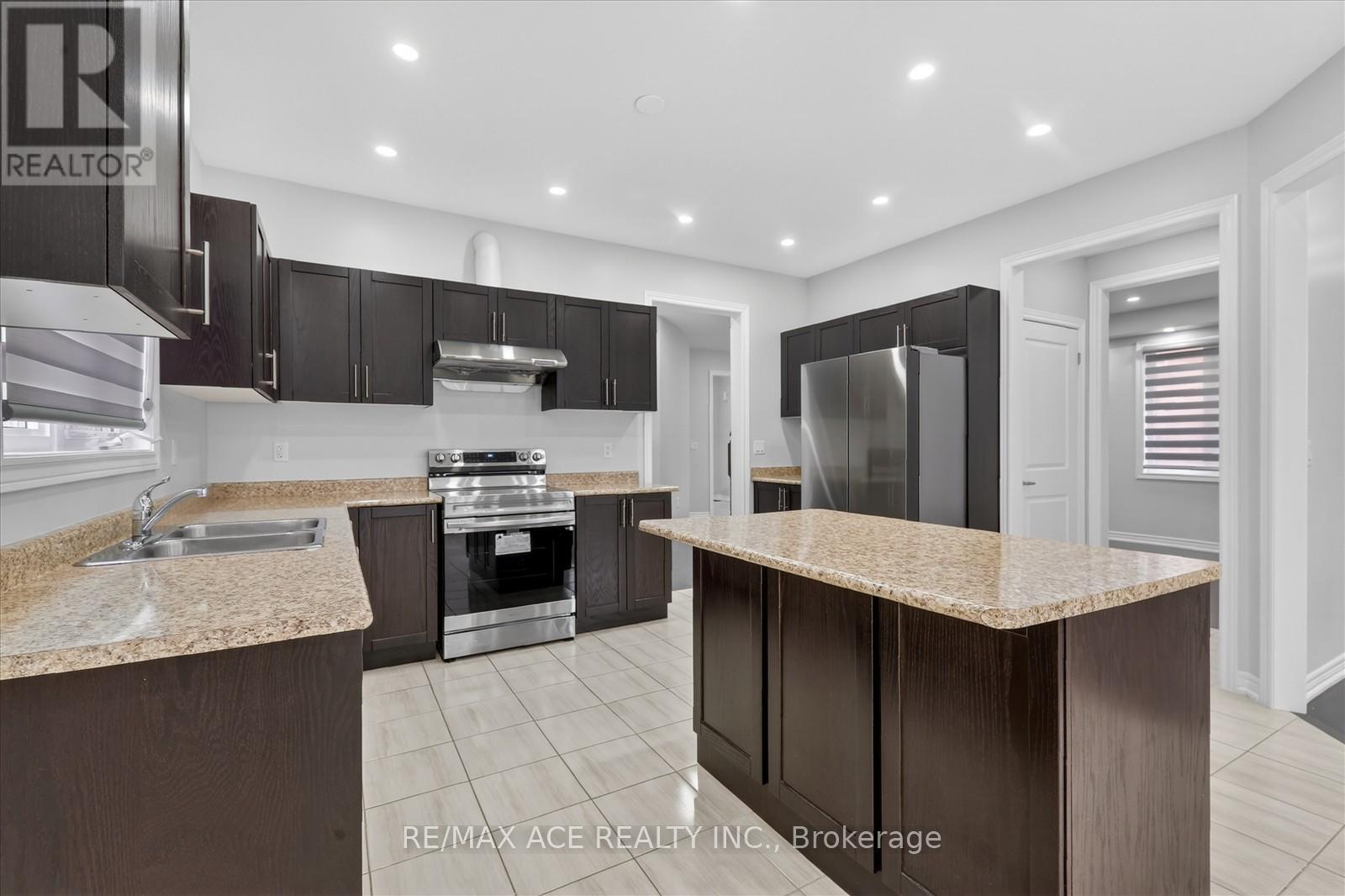 10 GUSUL AVENUE - 14