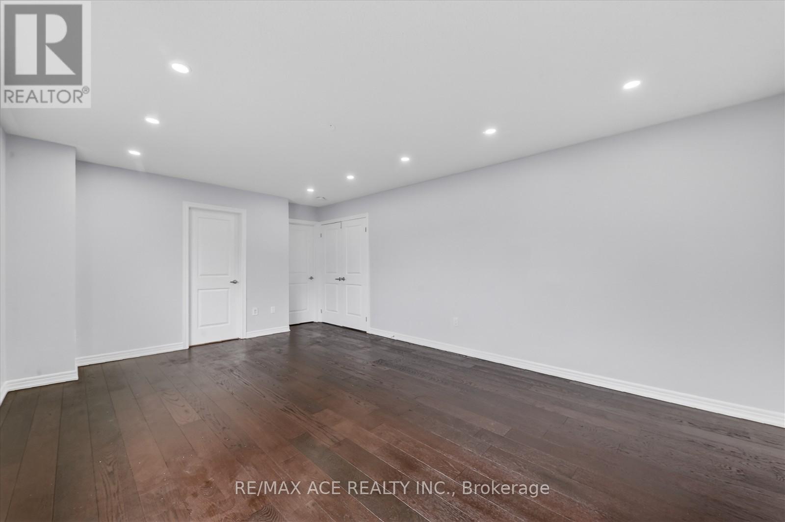 10 GUSUL AVENUE - 28