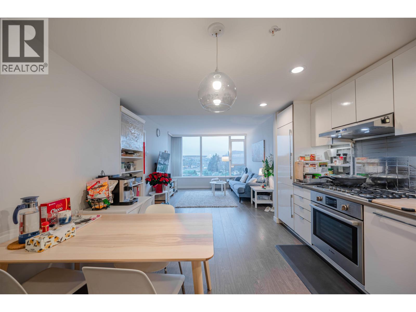 513 8333 SWEET AVENUE, Richmond