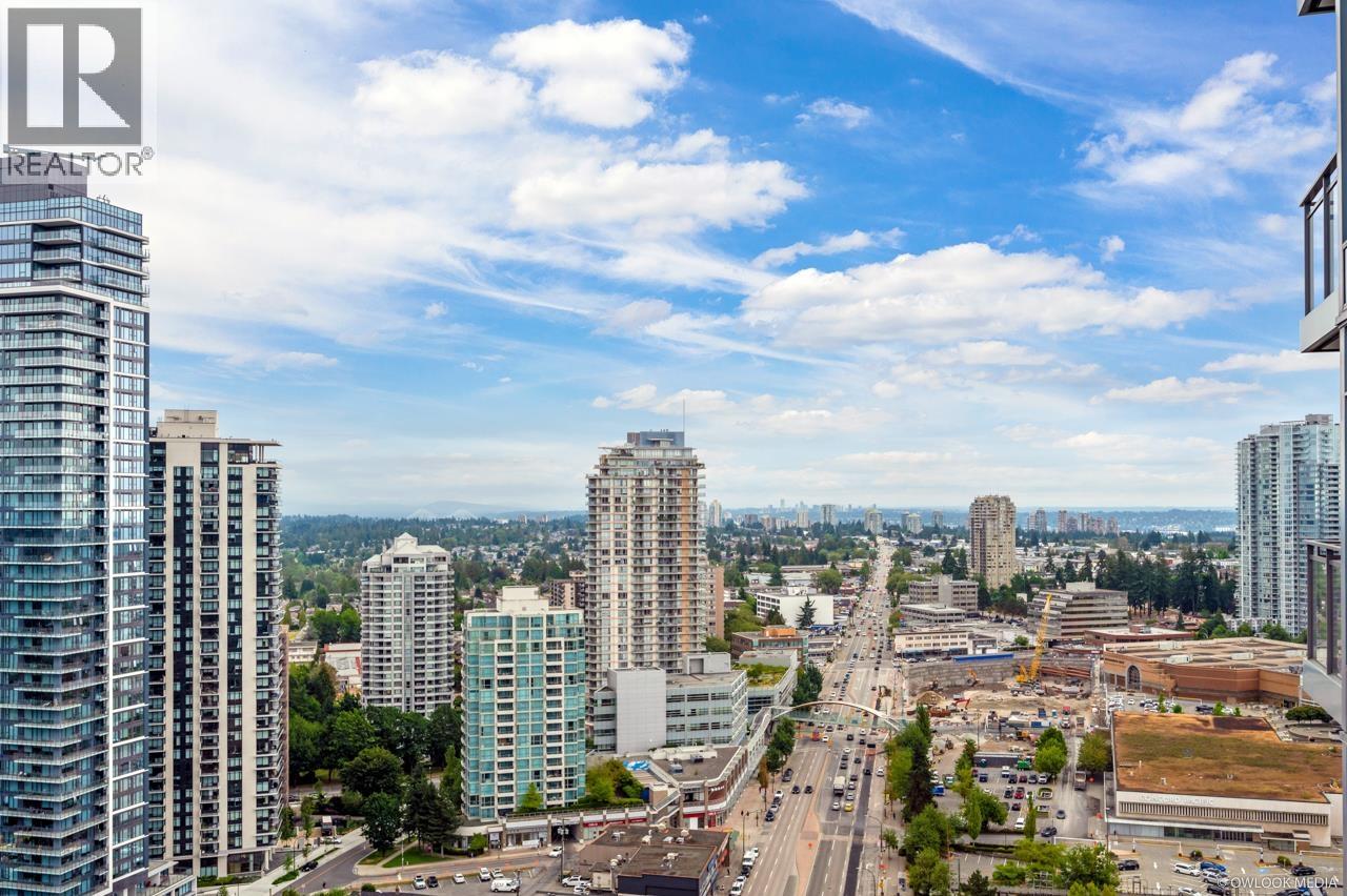 2906 4688 KINGSWAY, Burnaby