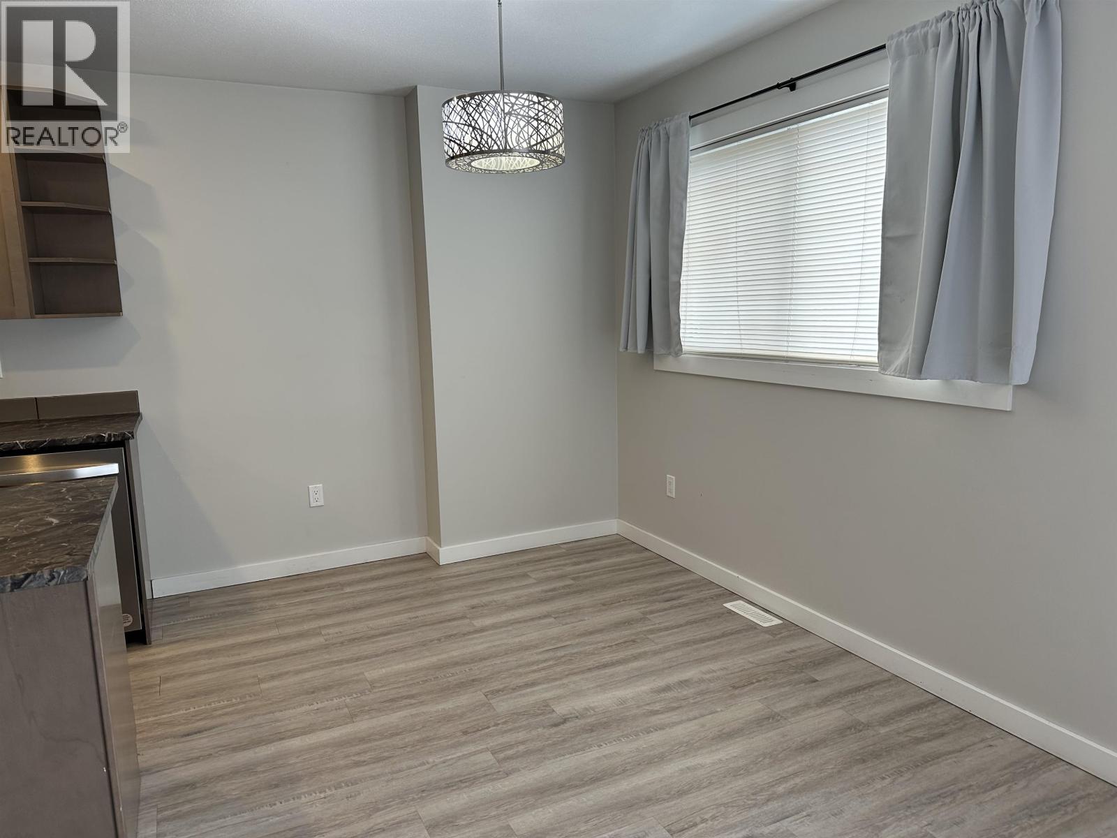 8142 87 AVENUE - 7