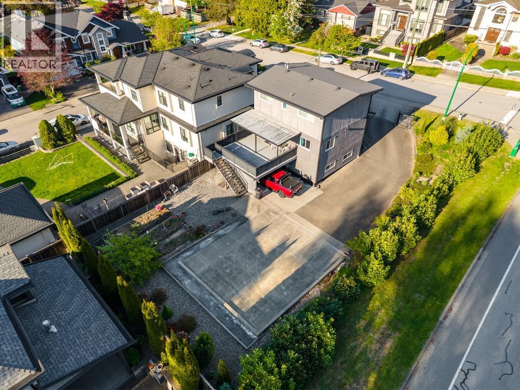 5987 BRANTFORD AVENUE