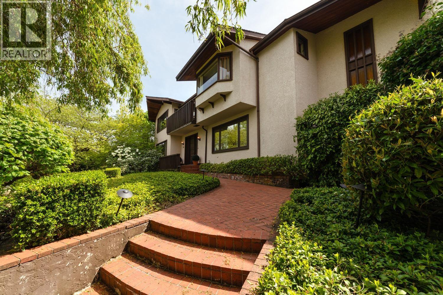2296 W 32ND AVENUE, Vancouver