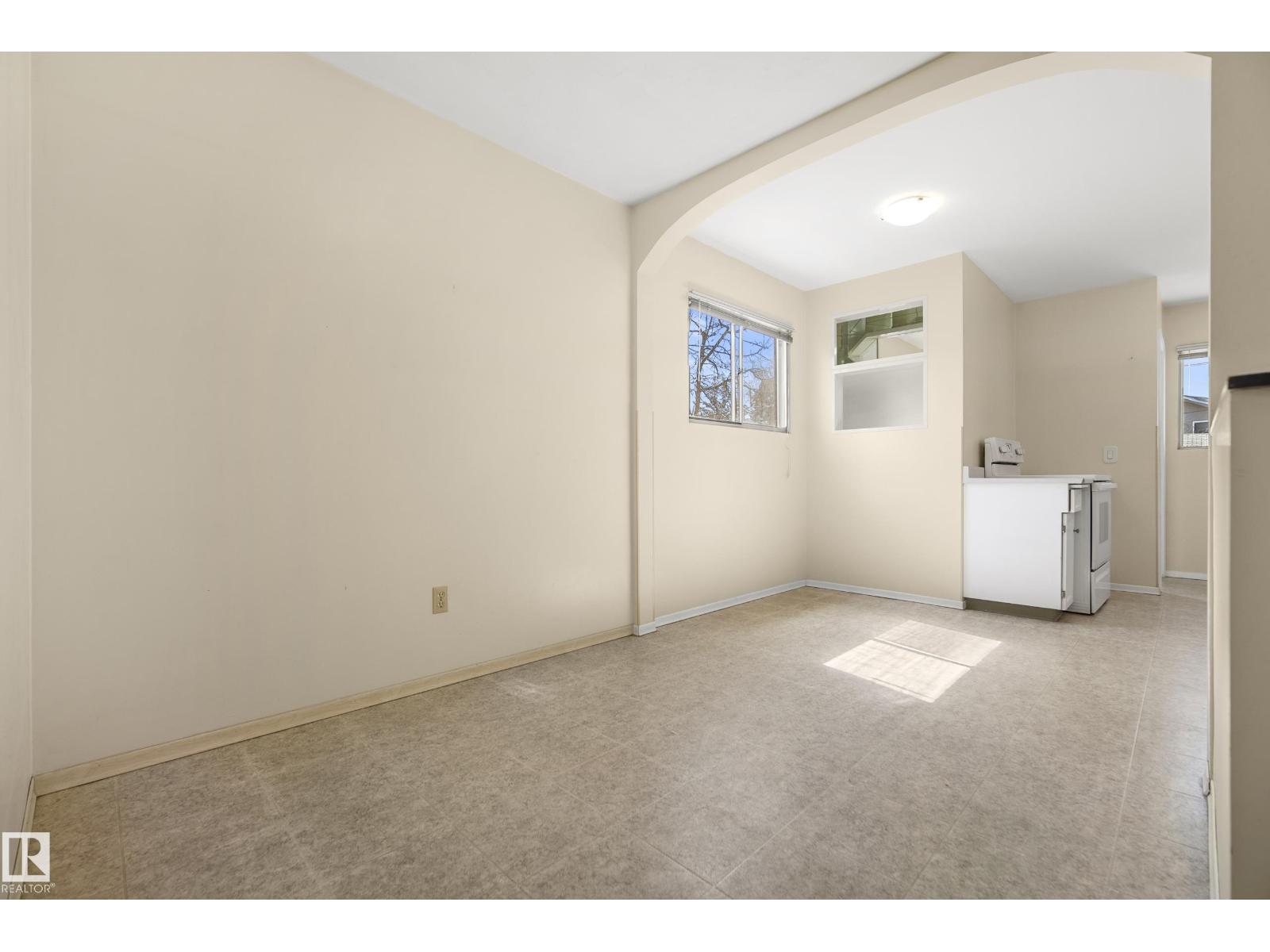10504 45 ST NW, Edmonton