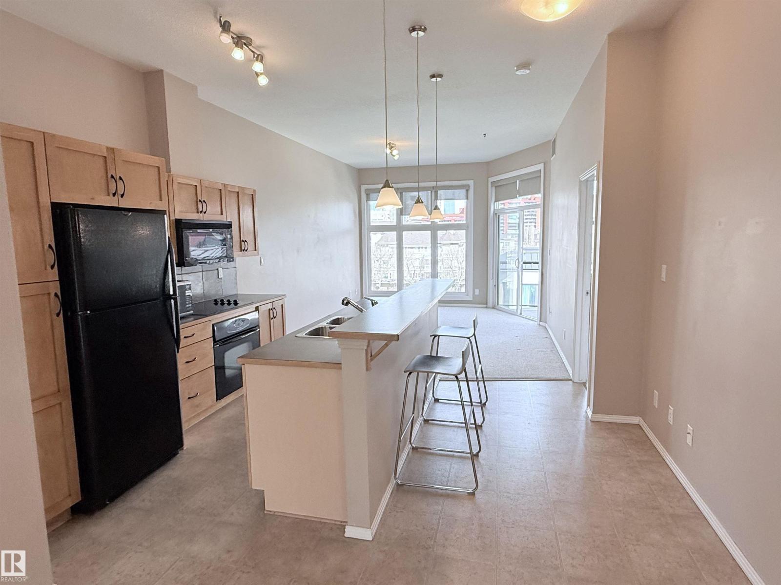 #513 10147 112 ST NW - 4