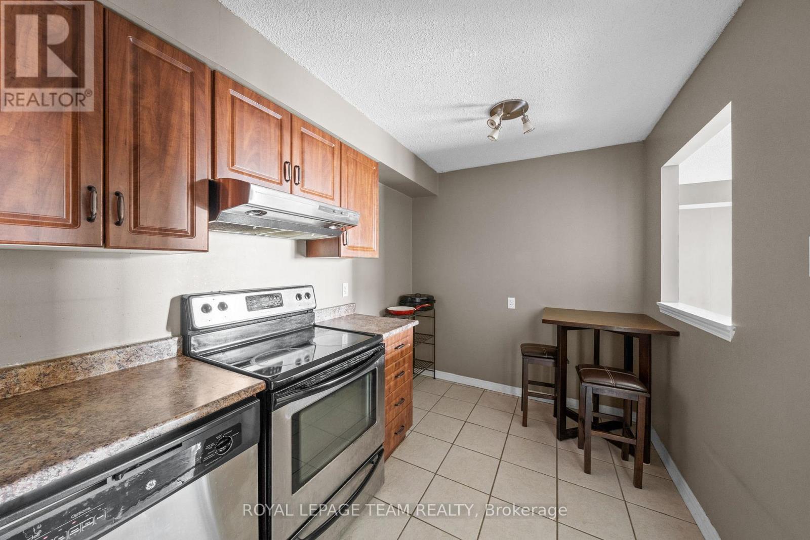 #1705 199 KENT STREET - 13