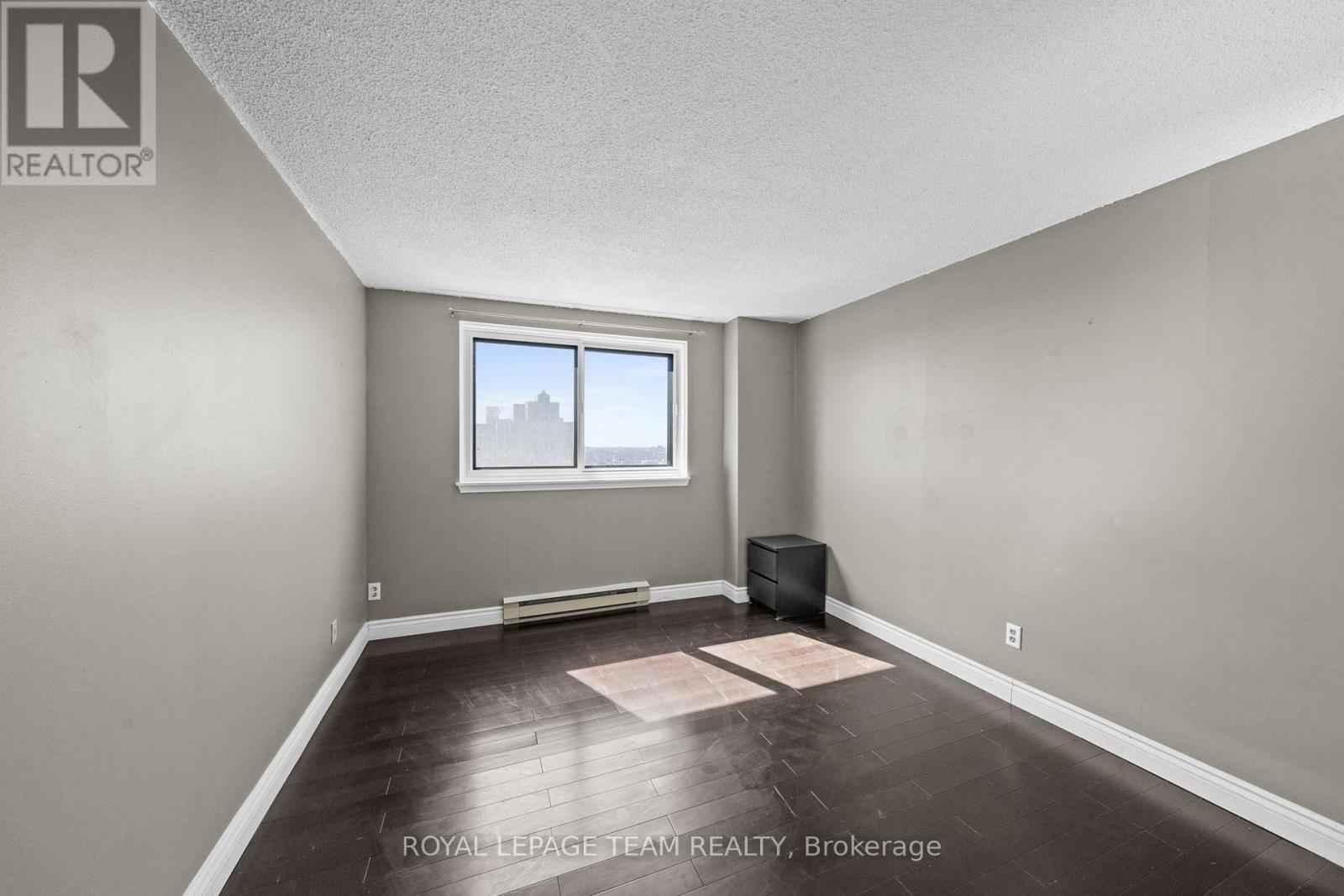 #1705 199 KENT STREET - 17