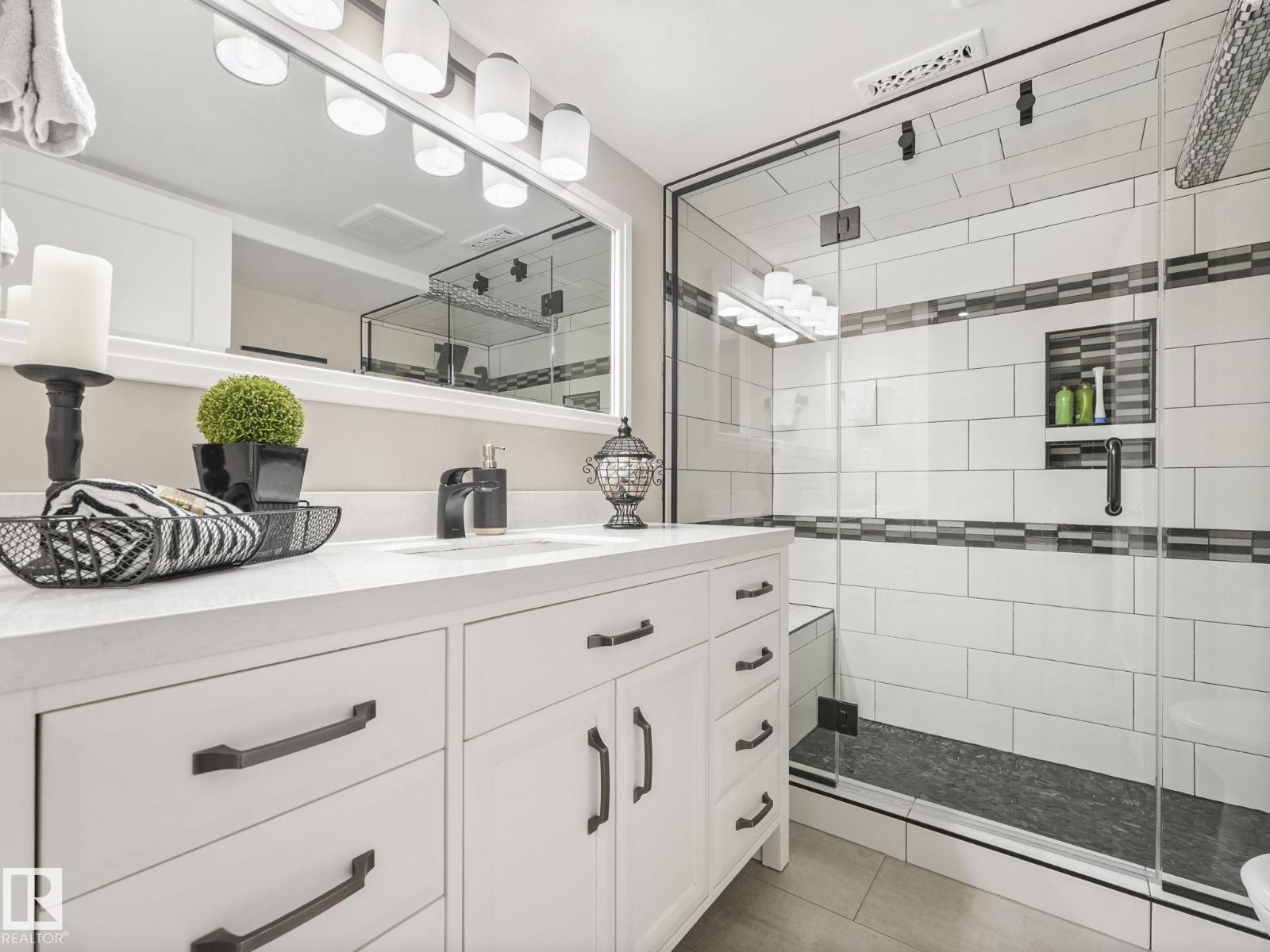 3 RENAUD CO, Beaumont