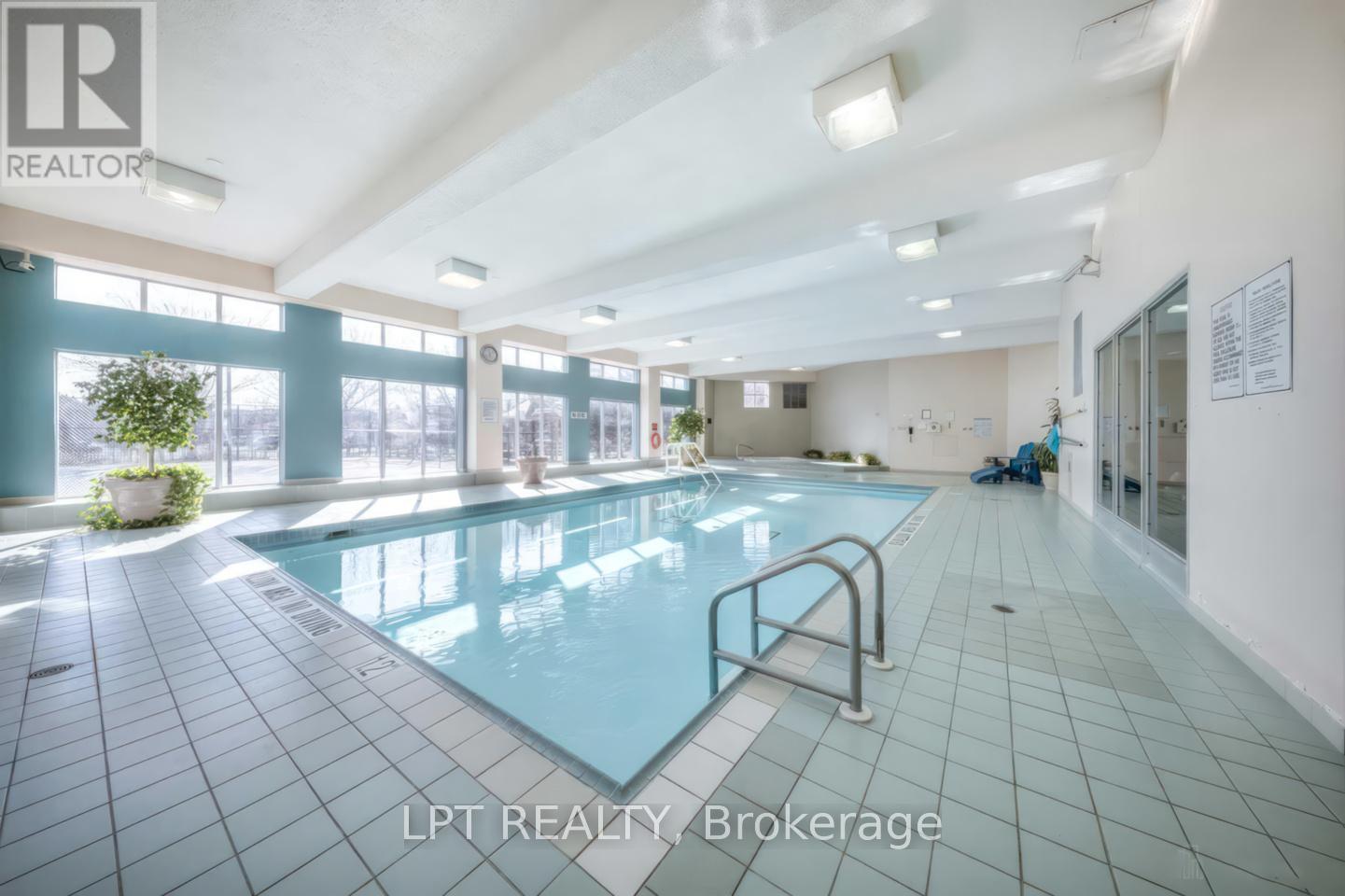 #106 50 KINGSBRIDGE GARDEN CIRCLE - 14