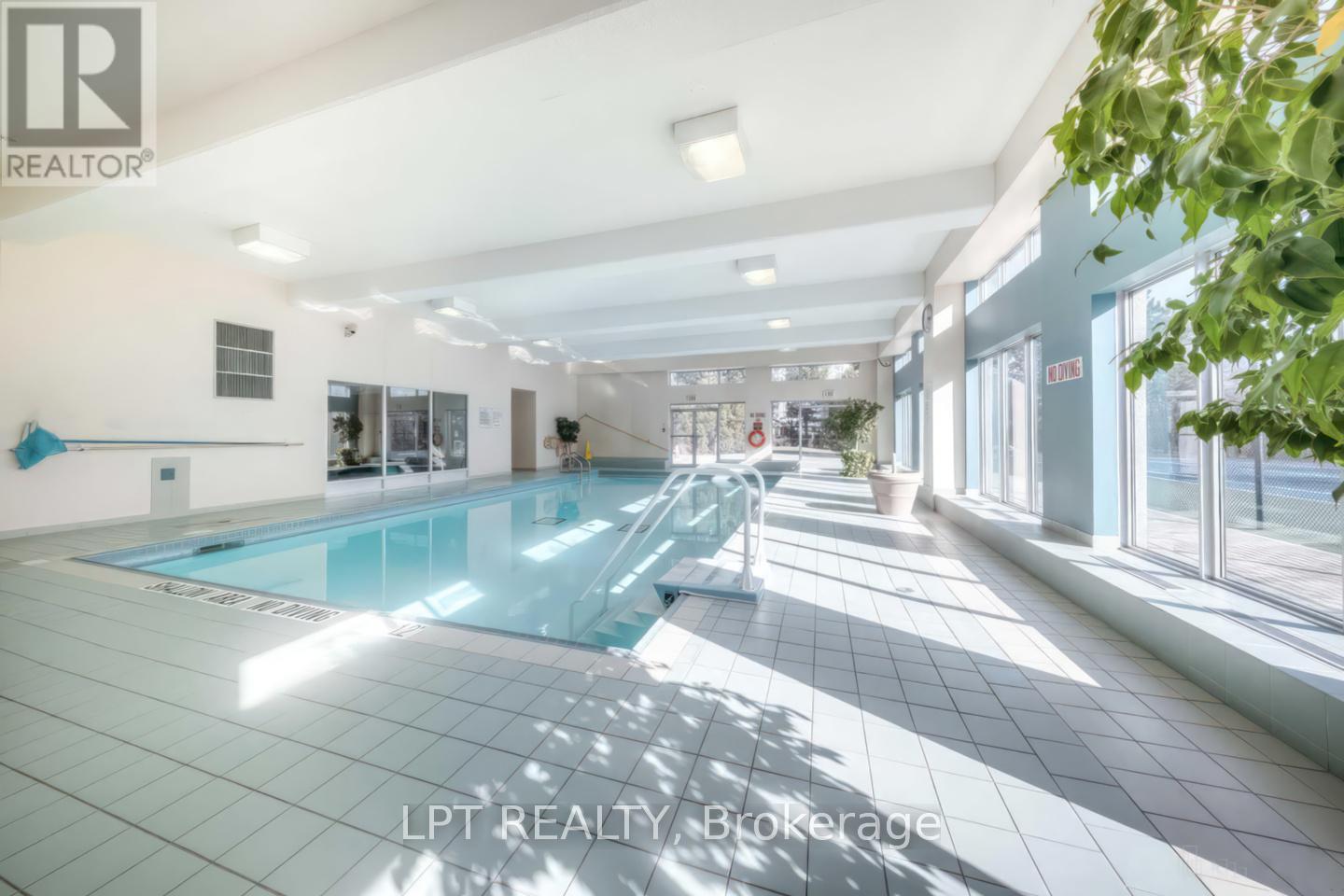 #106 50 KINGSBRIDGE GARDEN CIRCLE - 15