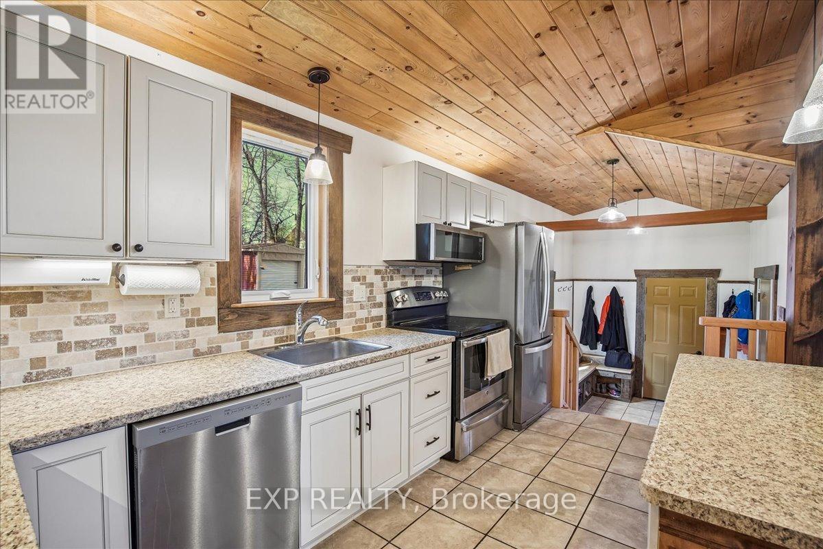 125 RIVER ROAD - 9