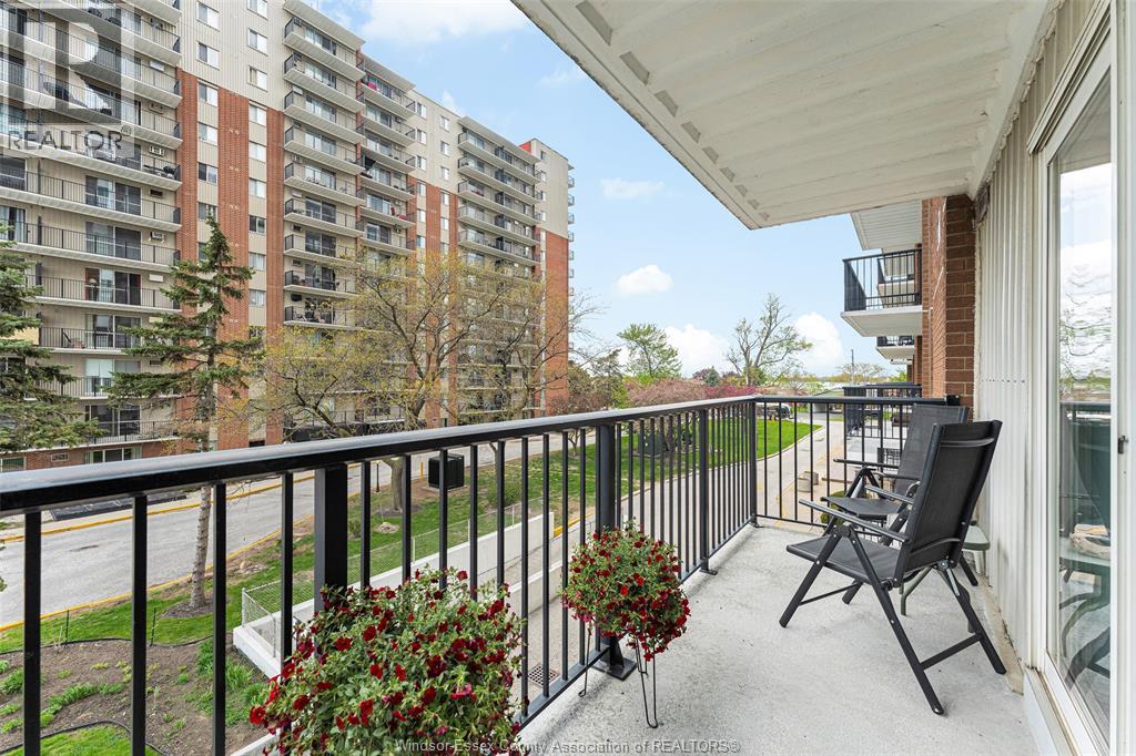 8591 RIVERSIDE DRIVE East Unit# 308, Windsor, Ontario, N8S1G3 — Photo 34
