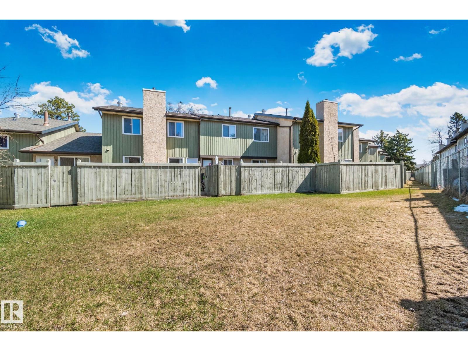 #8 1020 41 ST NW, Edmonton