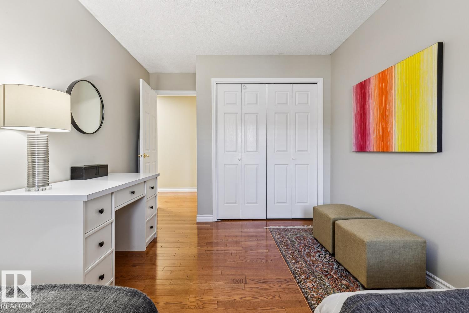 701 ROMANIUK RD NW, Edmonton