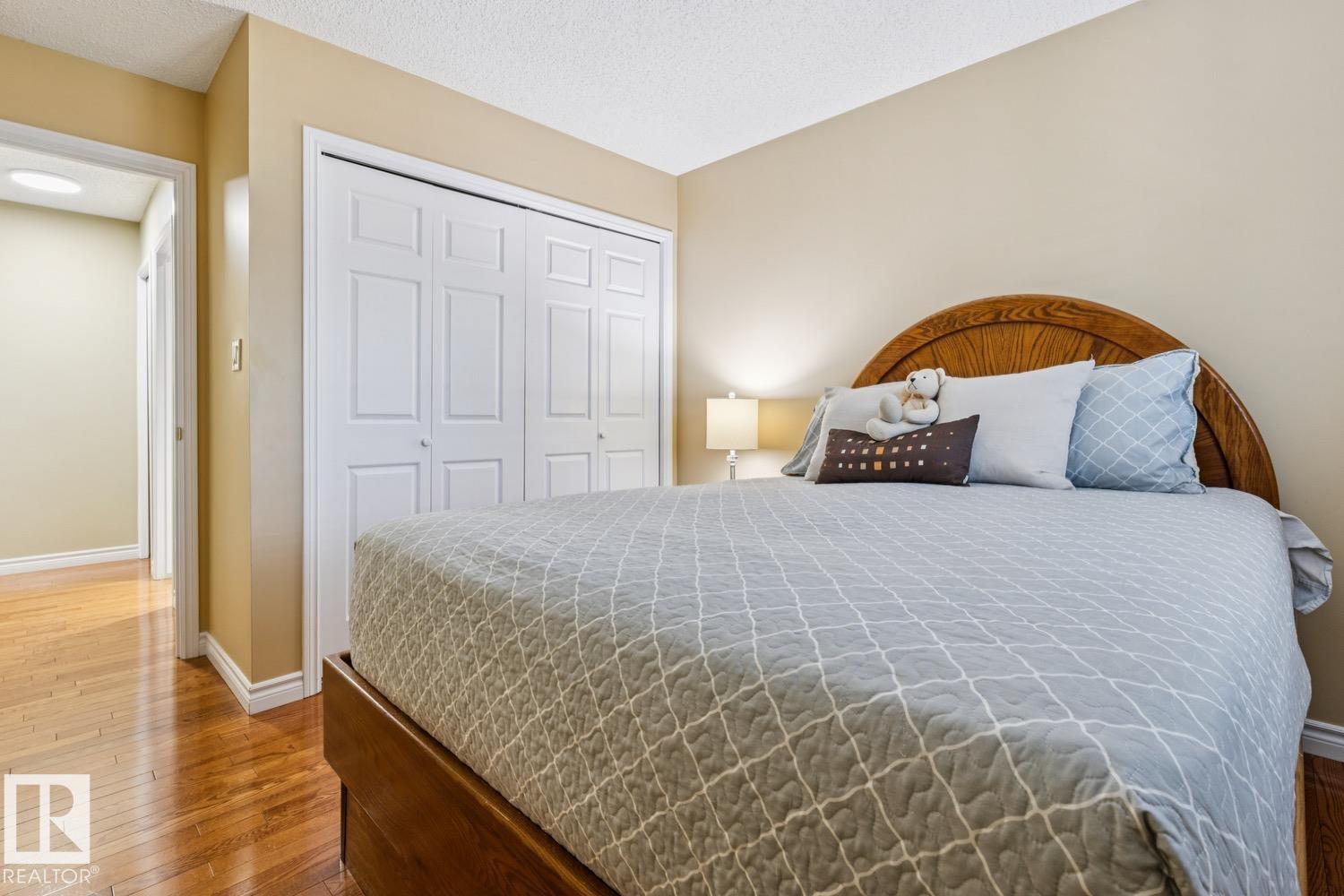701 ROMANIUK RD NW, Edmonton