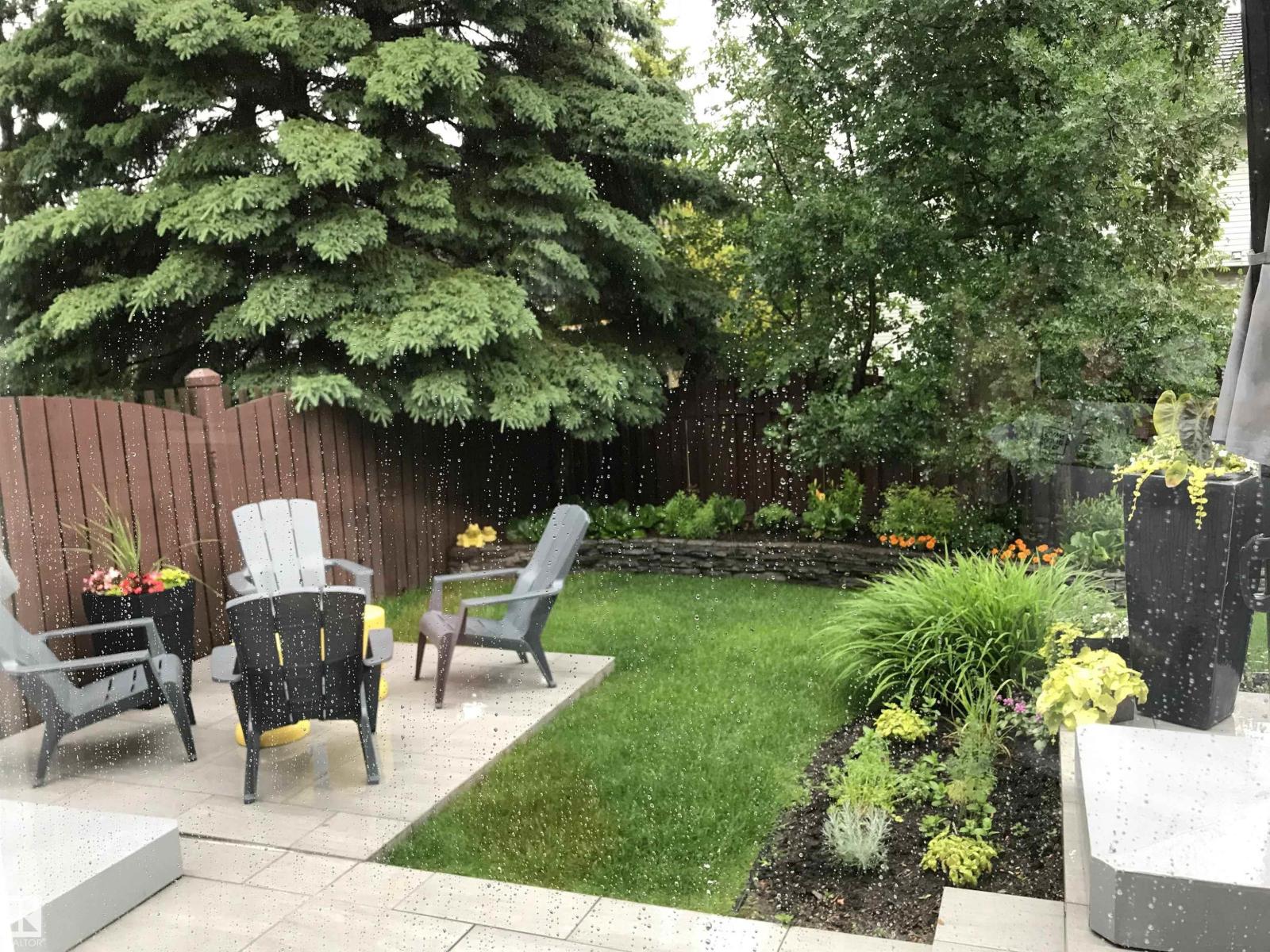 701 ROMANIUK RD NW, Edmonton