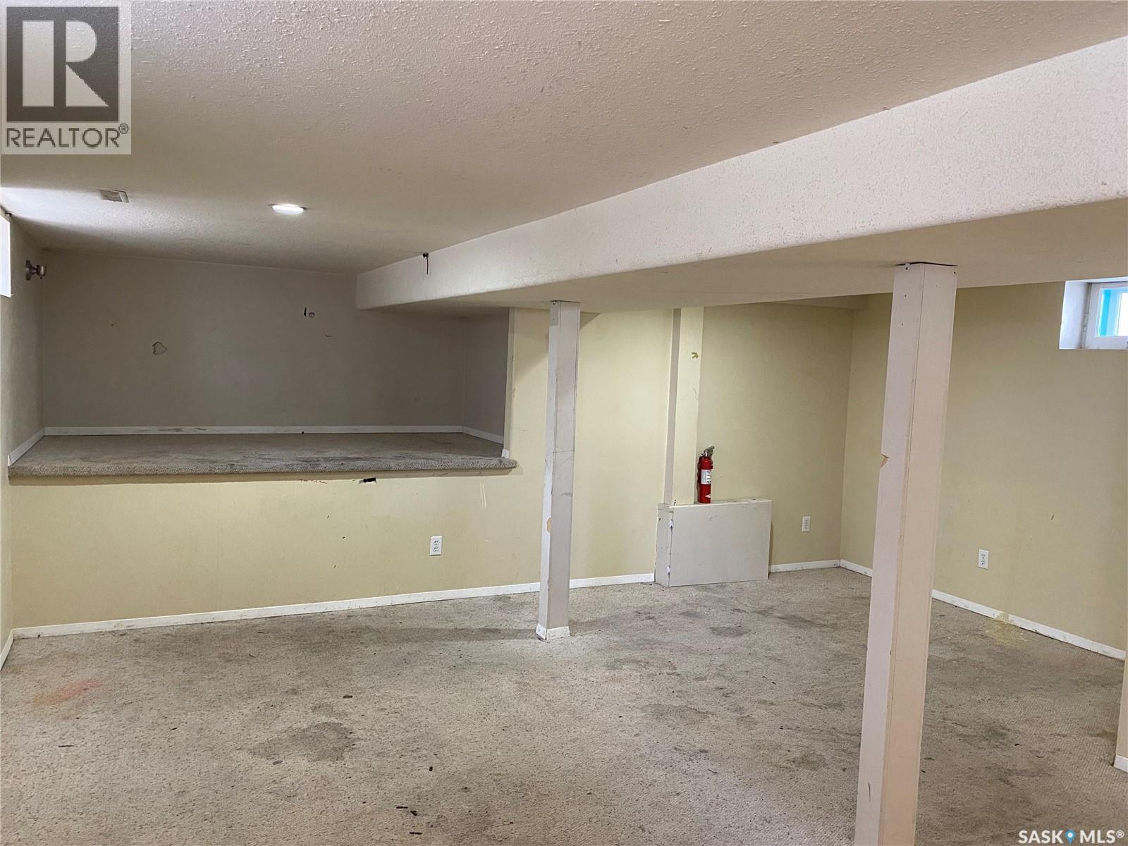 1234 G AVENUE N - 13