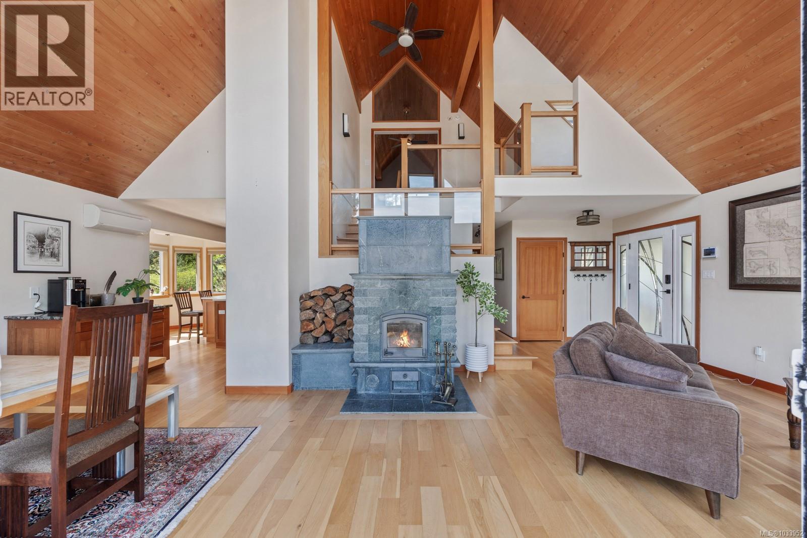 1869 Fern Rd - 10