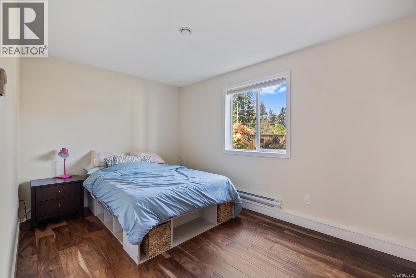 1869 Fern Rd - 38