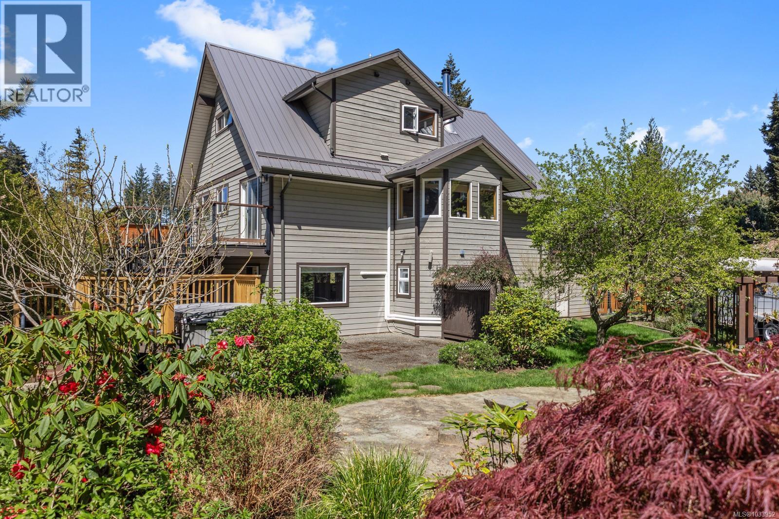 1869 Fern Rd, Courtenay