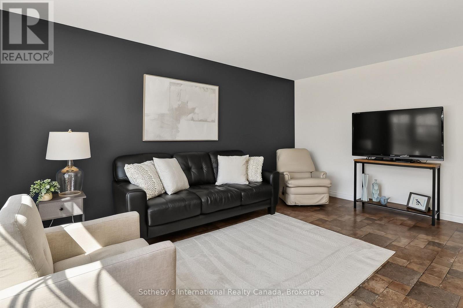 224 BEECH STREET - 14
