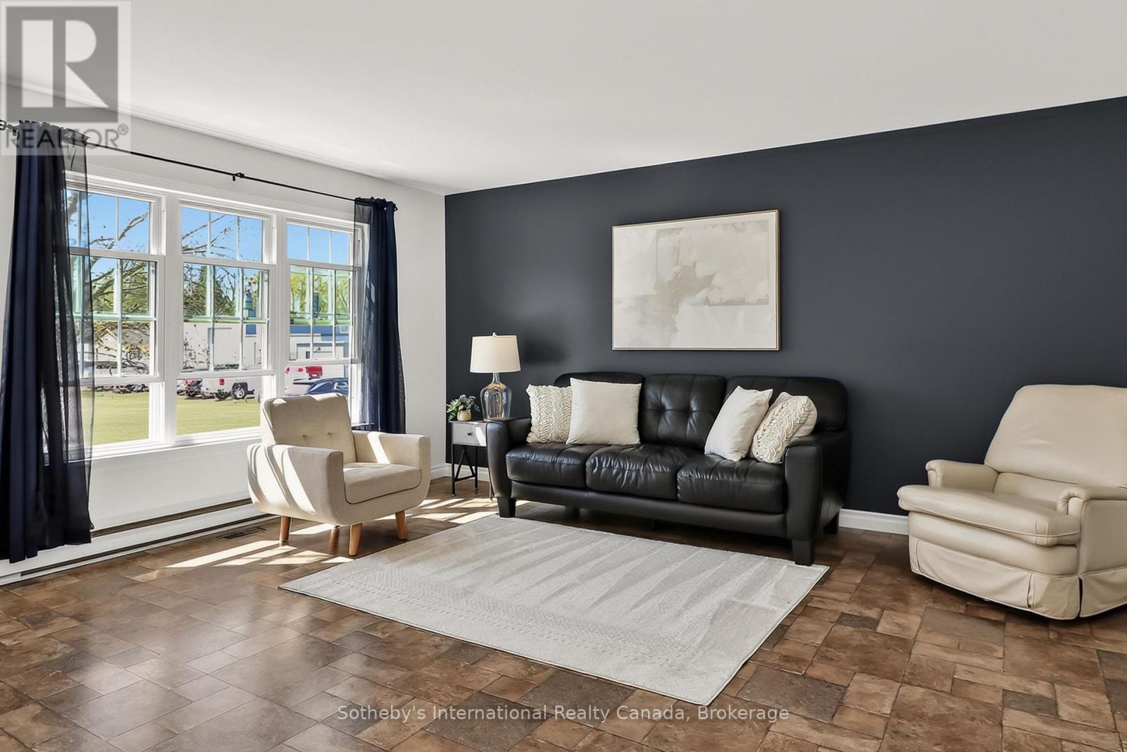 224 BEECH STREET - 12