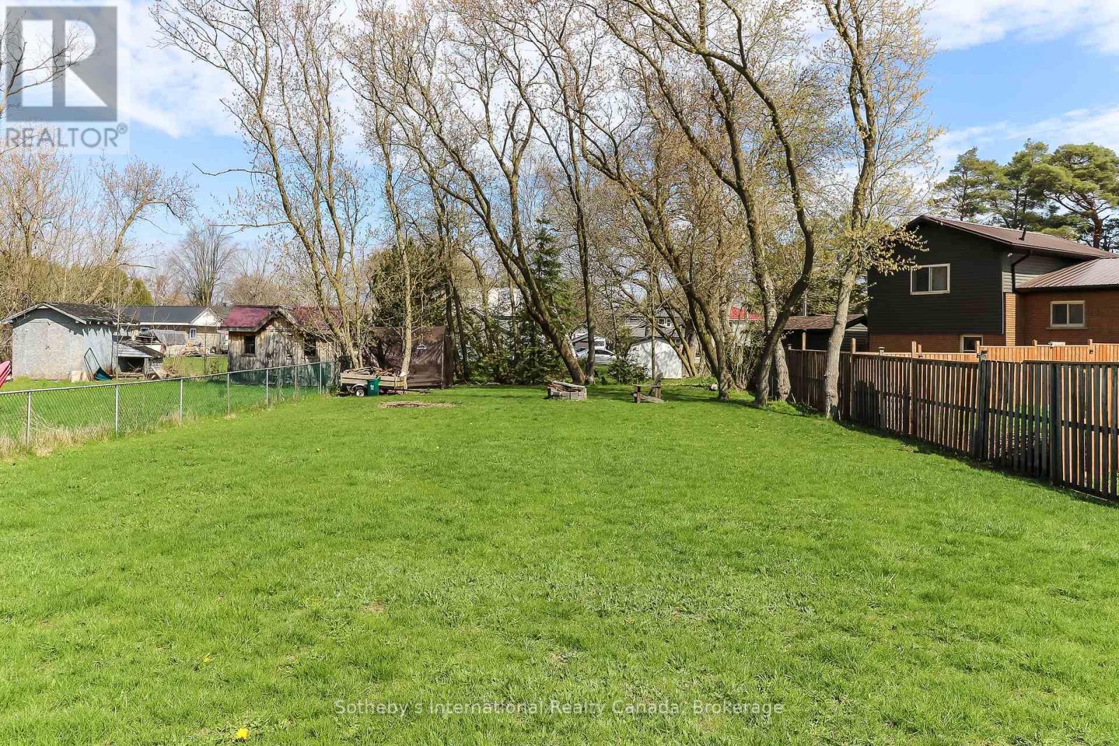 224 BEECH STREET - 36