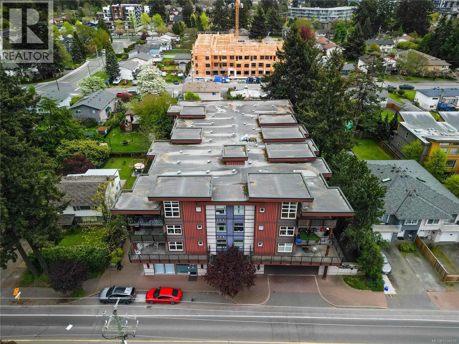 202 2717 Peatt Rd, Langford