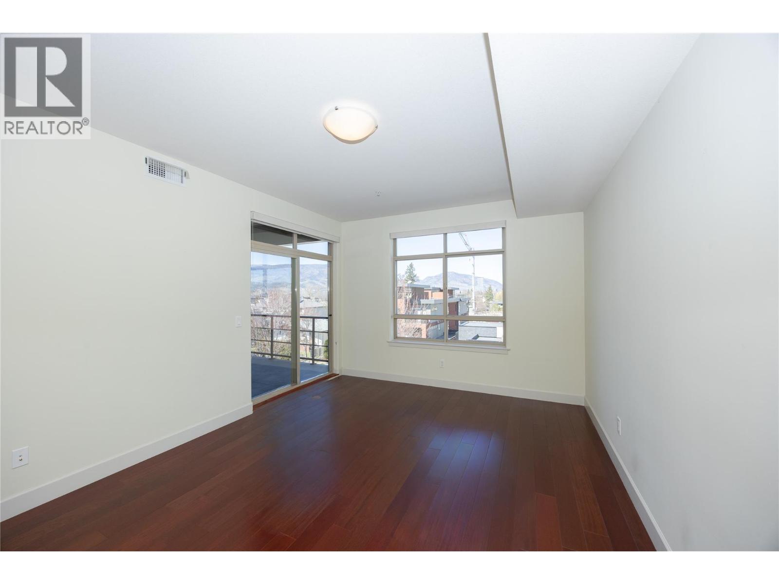 307 457 West Avenue, Kelowna