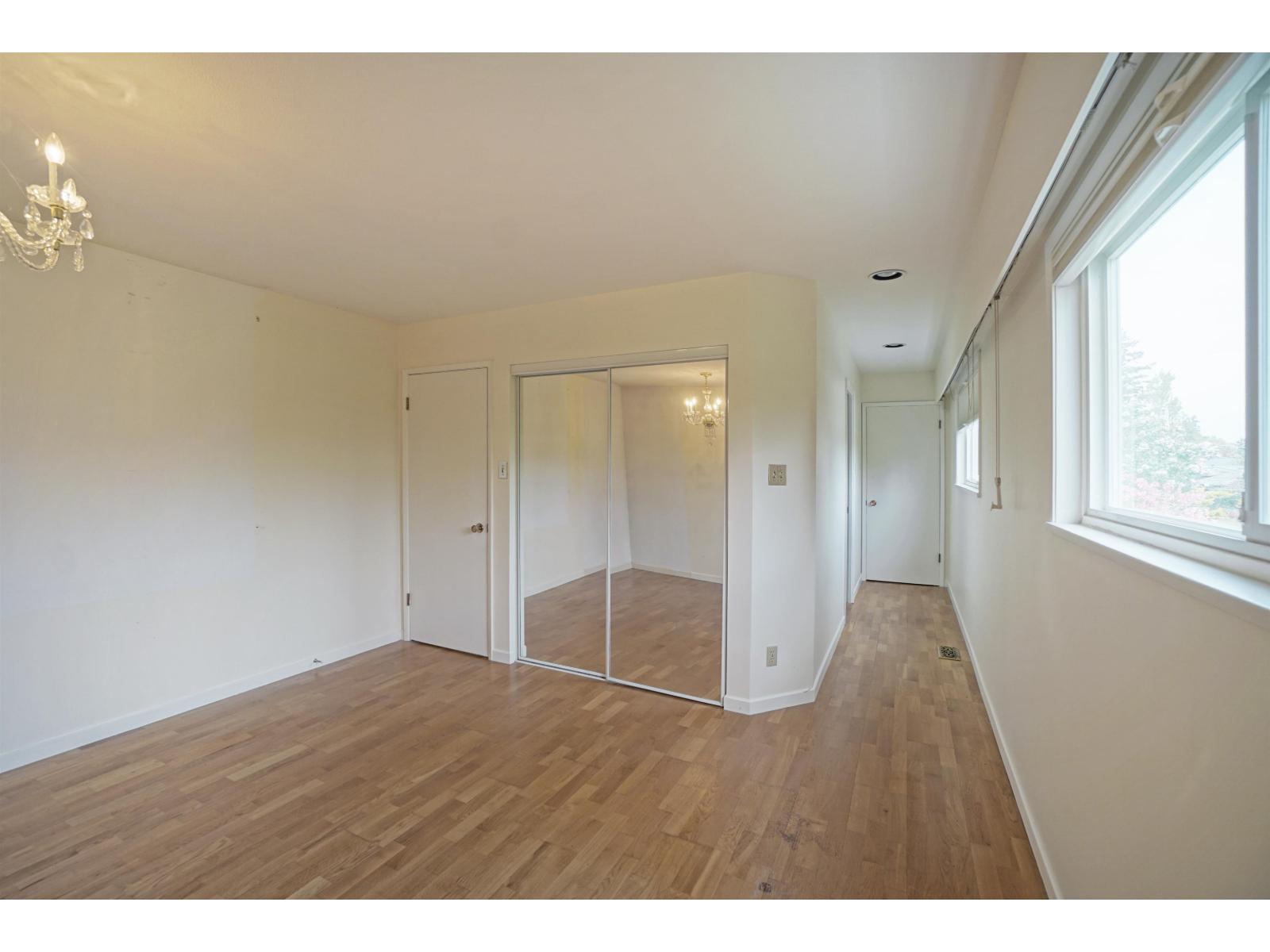 1523 PARKER PLACE, White Rock