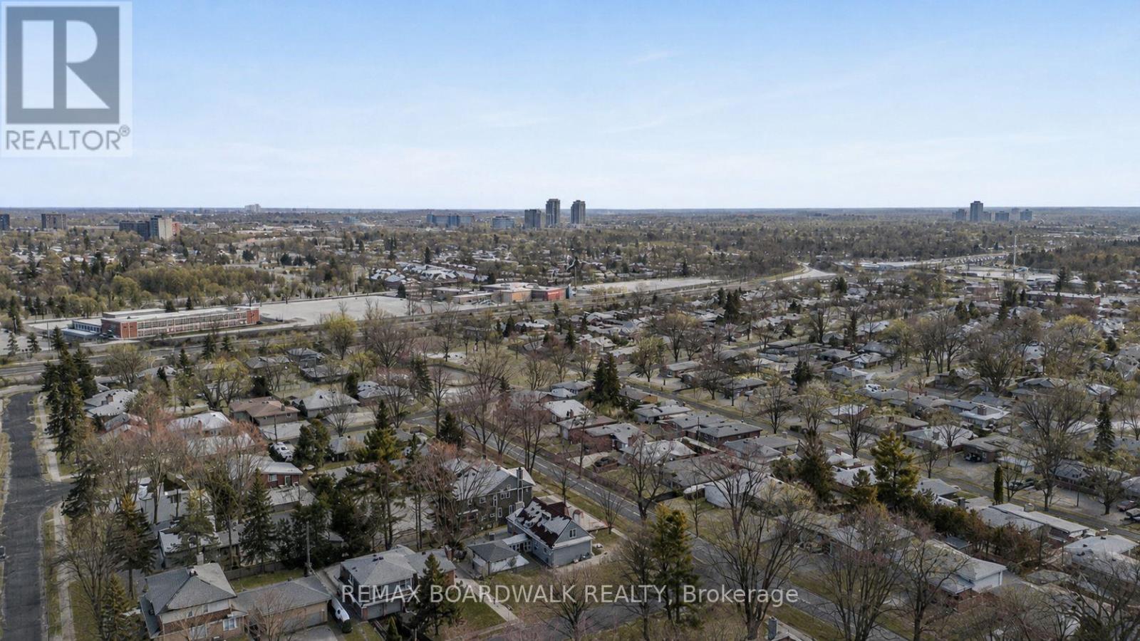 961 KINGSMERE AVENUE - 39