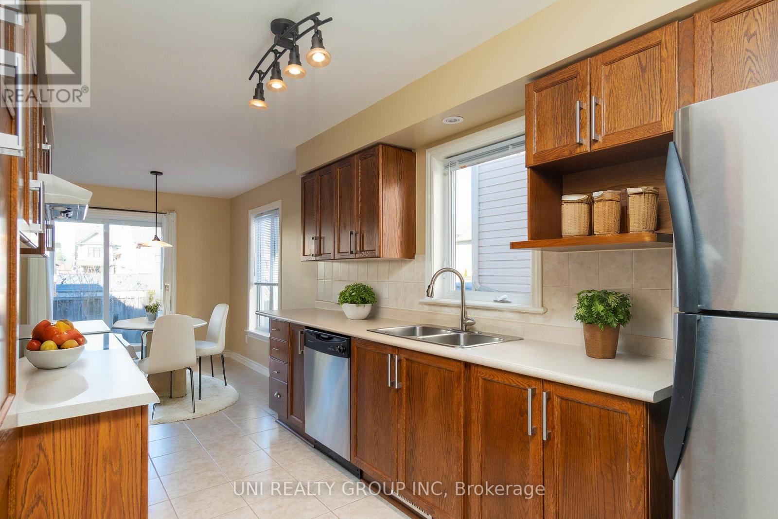 3 Bed, 3 Bath House for Rent in Ottawa – 268 TEWSLEY DRIVE, Ottawa – MLS# X13073214 - Image 27