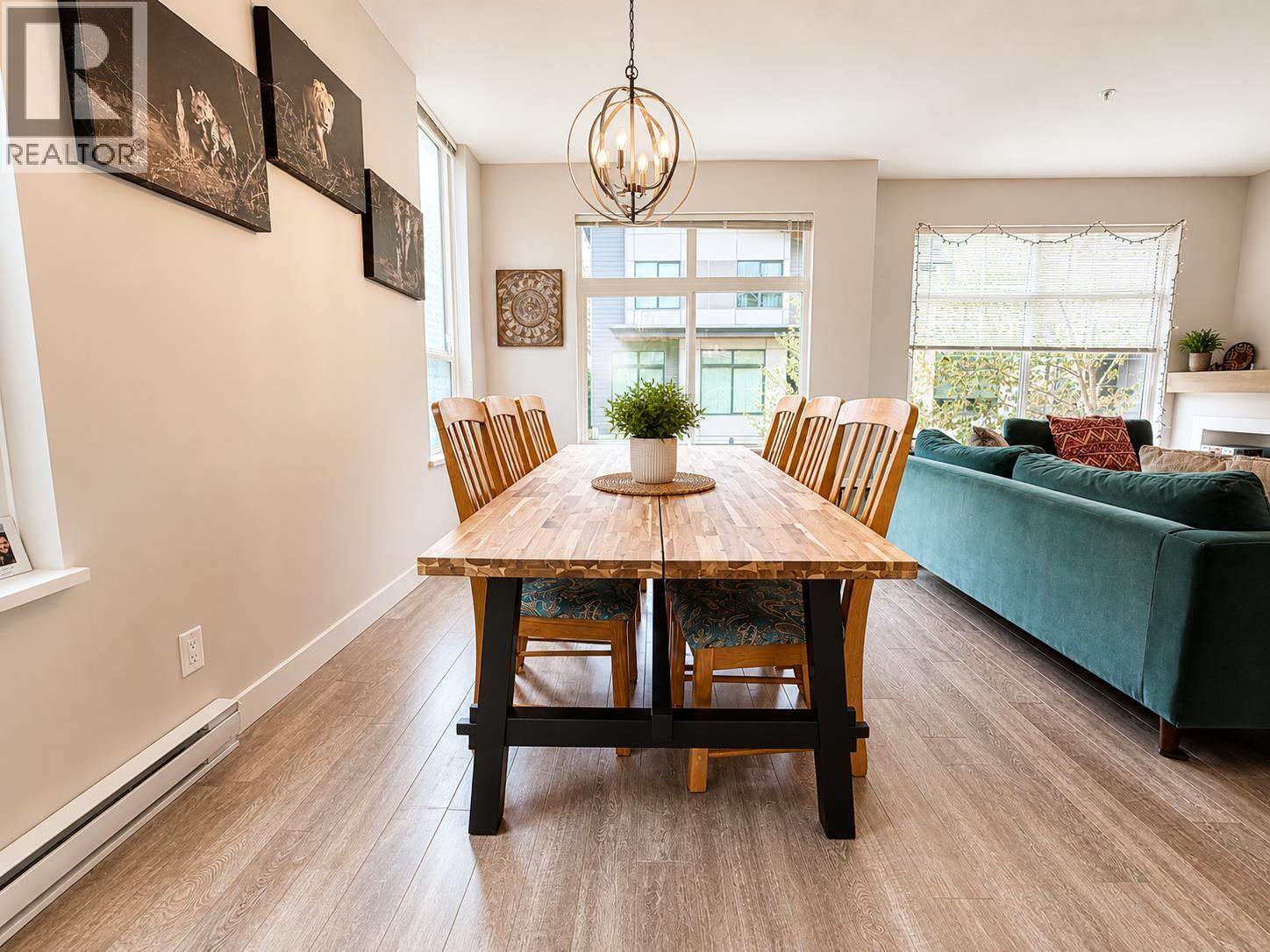 1189 NATURES GATE, Squamish