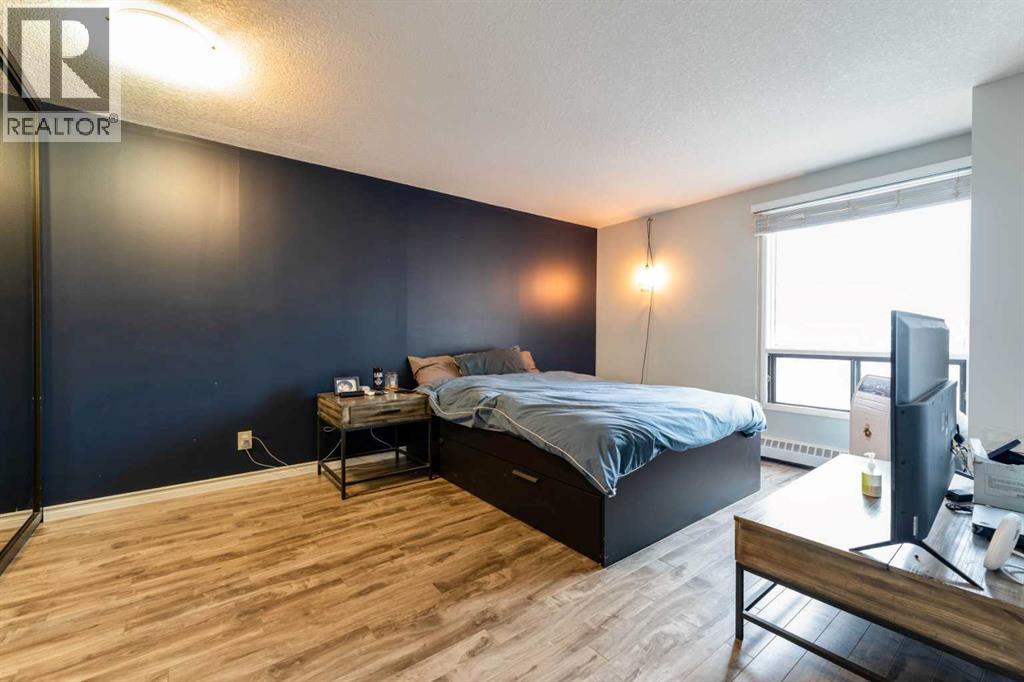 #506 924 14 Avenue SW - 22