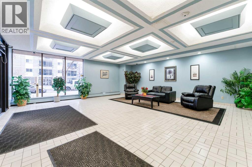 #506 924 14 Avenue SW - 33
