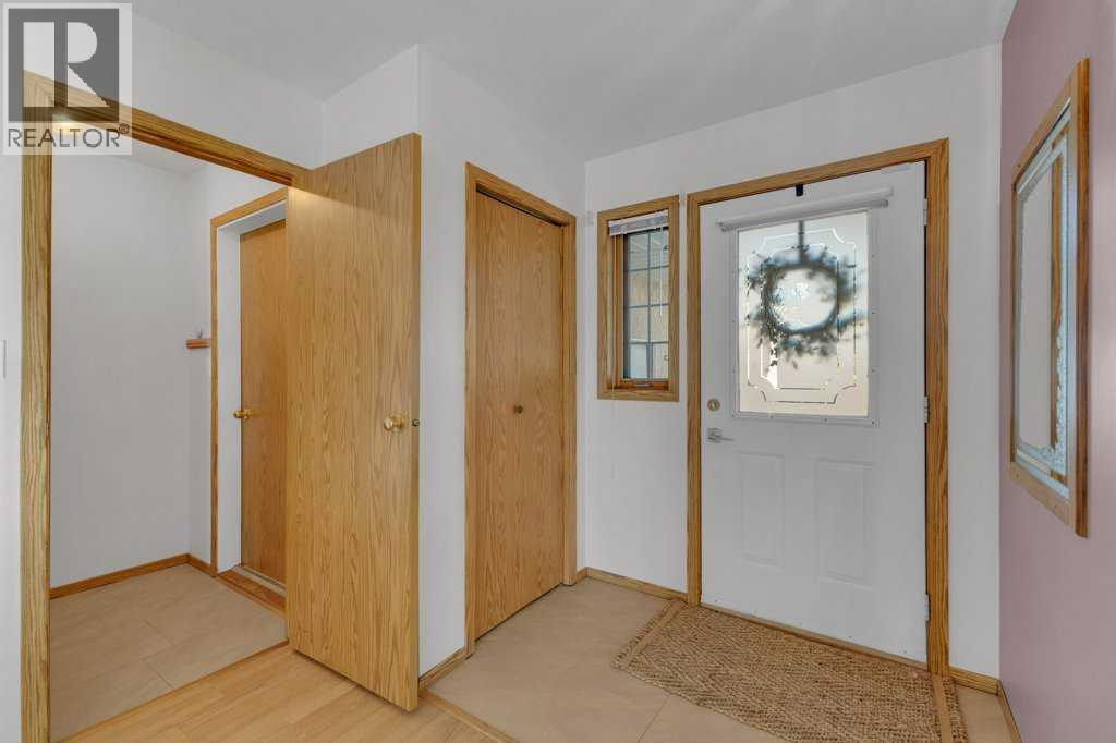 4606 53 Street — photo 12